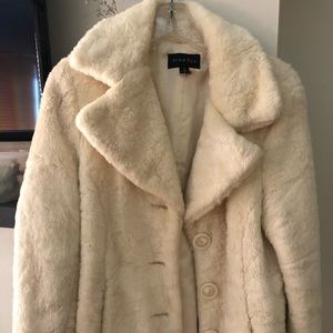 White vintage faux fur jacket
